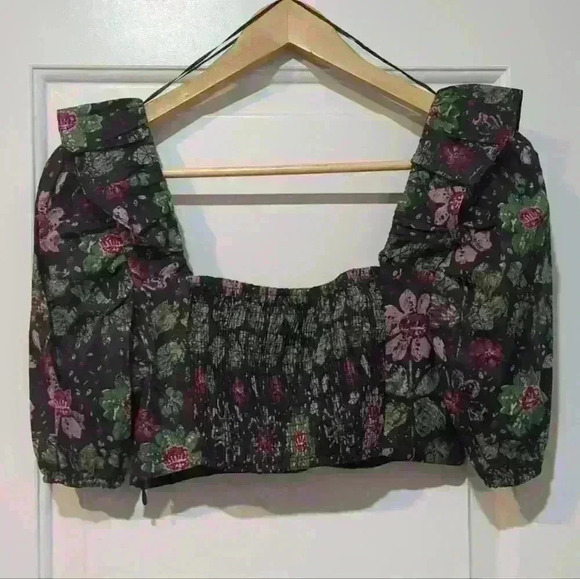ZARA | Black/purple/Green Floral Smocked Zip Up Crop Top - Picture 8 of 8